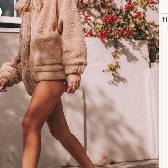 Teddy Sherpa fur jacket long sleeve warm winter coat
oversized fit
lined - Picture 6 of 8